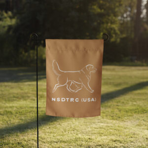 Garden Flag – Gaiting Toller (Burnt Orange)